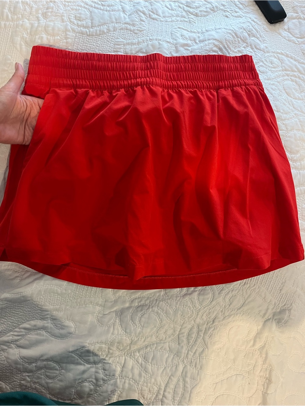 Women's Athleta Cardinal Red Skort Sz L like new